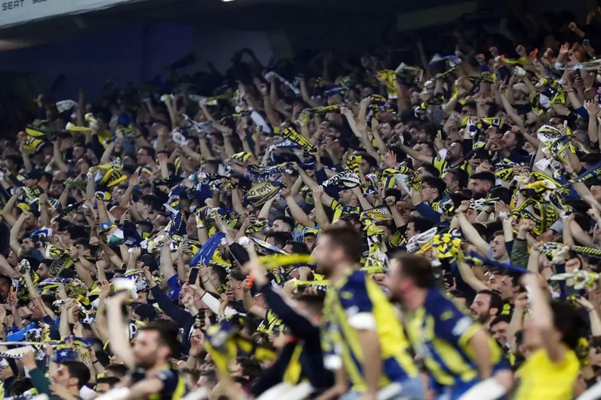 Gizli gizli geldi; Fenerbahçe’nin yeni yıldızı gece yarısı İstanbul’a indi