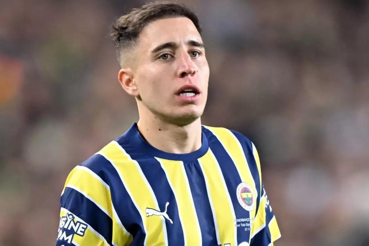 Hayırlı olsun; Emre Mor, ezeli rakibe gidiyor